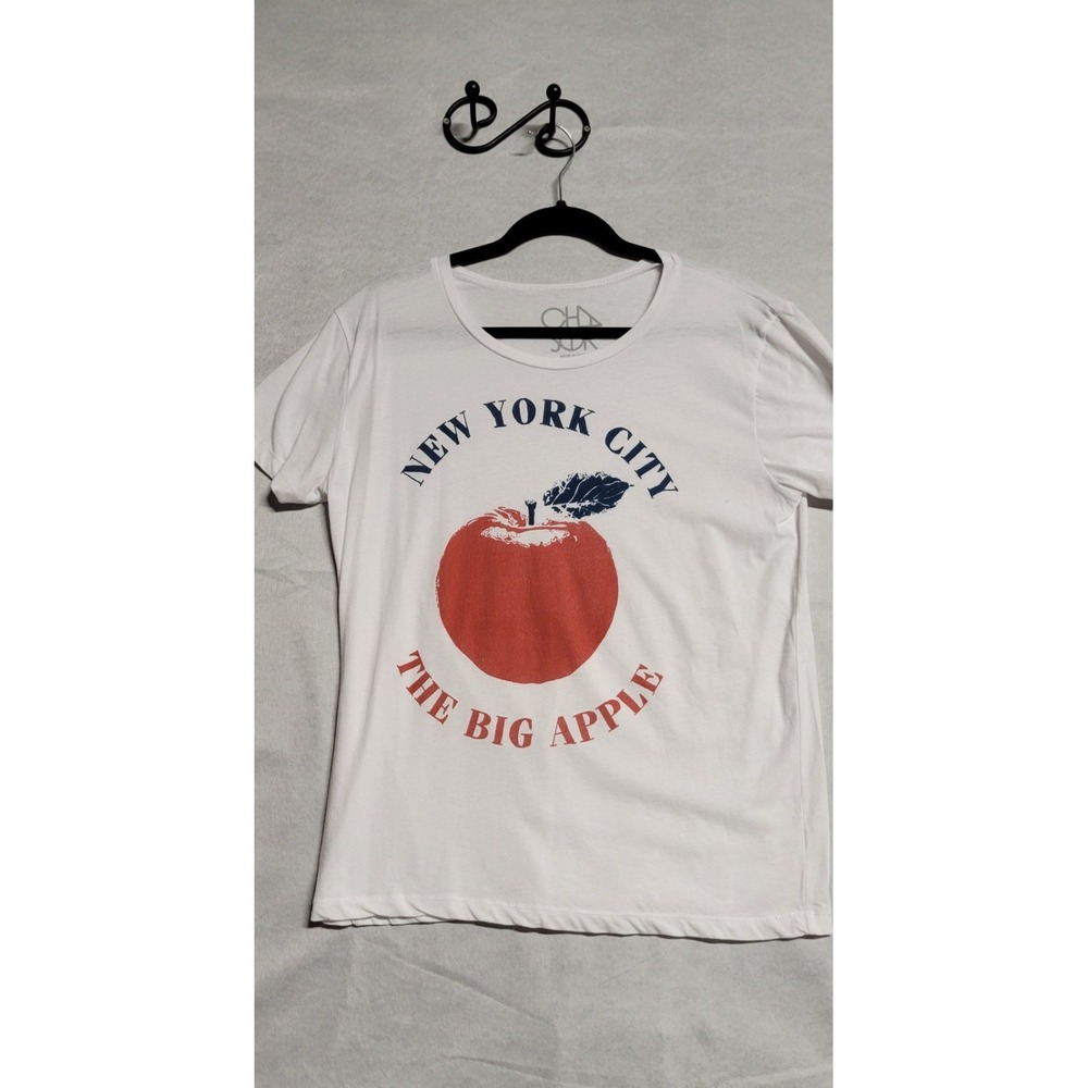 White With Big Red Apple New York City Ss Tshirt Size L